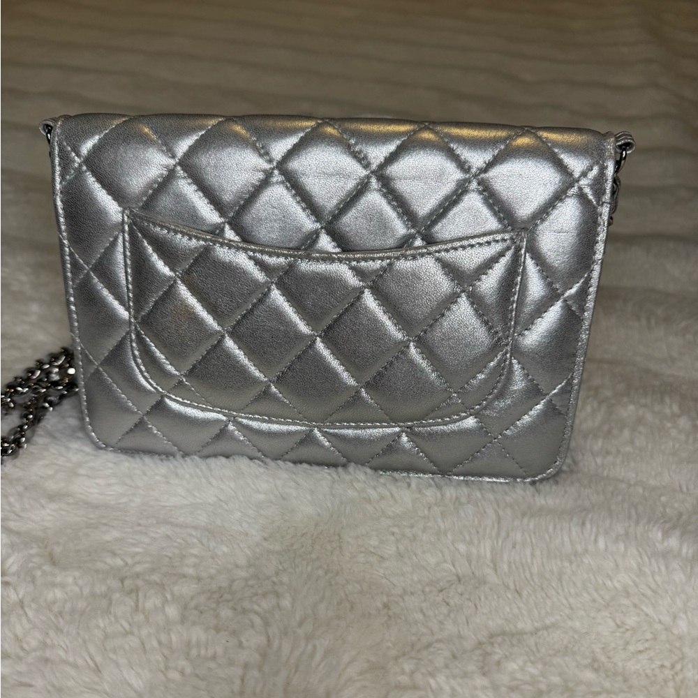 Chanel Classic Wallet on chain silver - Picture 3 of 10